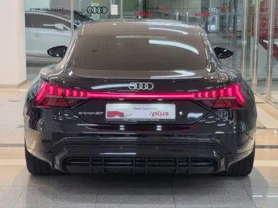 Audi e-tron GT
