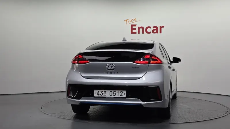 Hyundai Ioniq