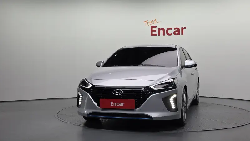 Hyundai Ioniq