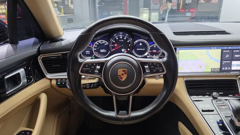 Porsche Panamera