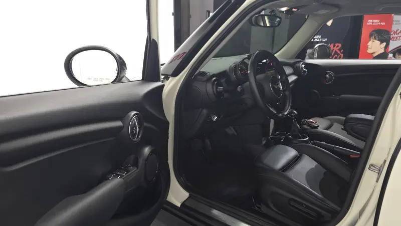 MINI Hatch