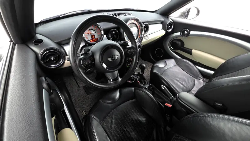 MINI Coupe