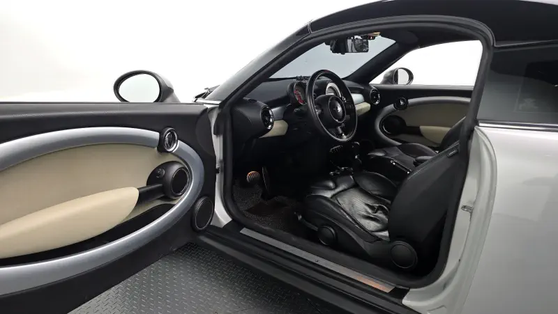MINI Coupe