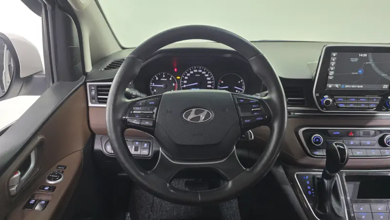 Hyundai Grand Starex