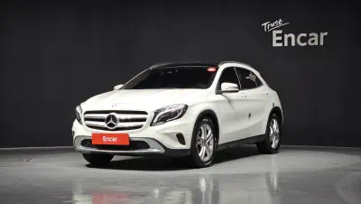 Mercedes-Benz GLA-Class