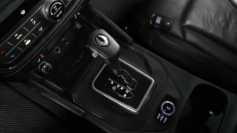 SsangYong Rexton Sports