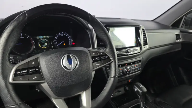 SsangYong Rexton Sports