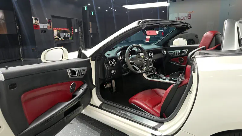 Mercedes-Benz SLK-Class