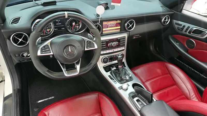 Mercedes-Benz SLK-Class