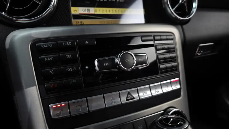 Mercedes-Benz SLK-Class