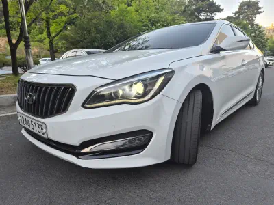 Hyundai Aslan