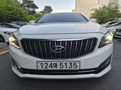 Hyundai Aslan