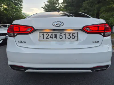 Hyundai Aslan