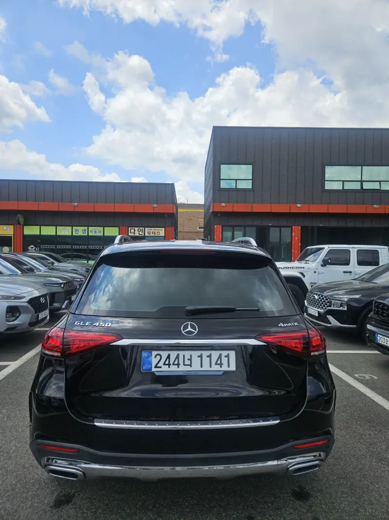 Mercedes-Benz GLE-Class