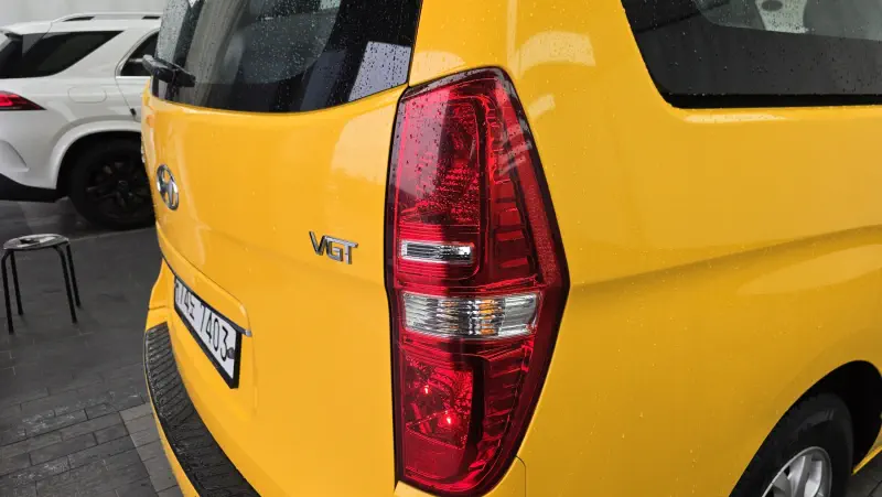 Hyundai Grand Starex