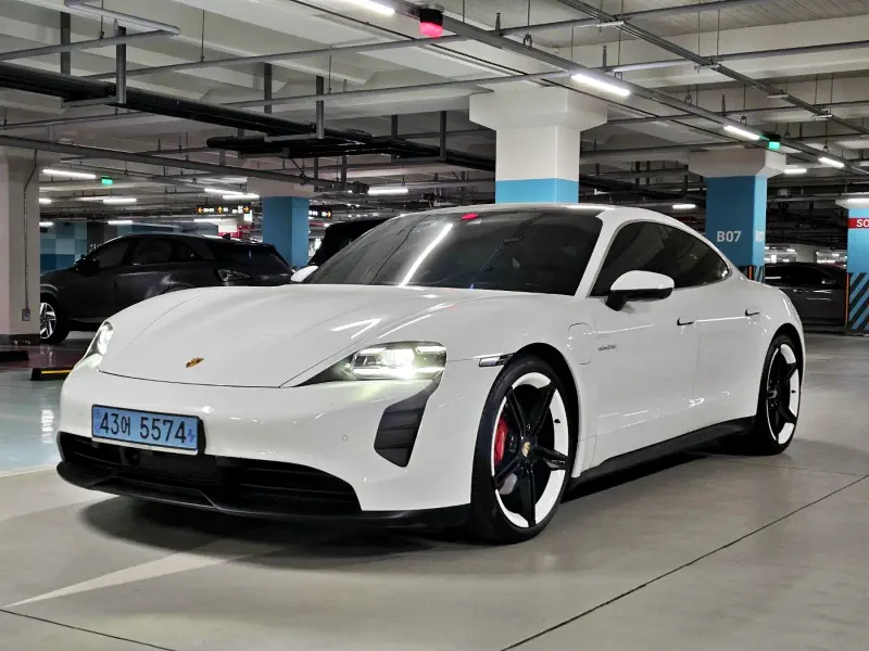 Porsche Taycan