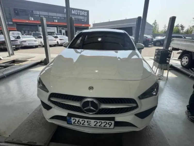 Mercedes-Benz CLA-Class