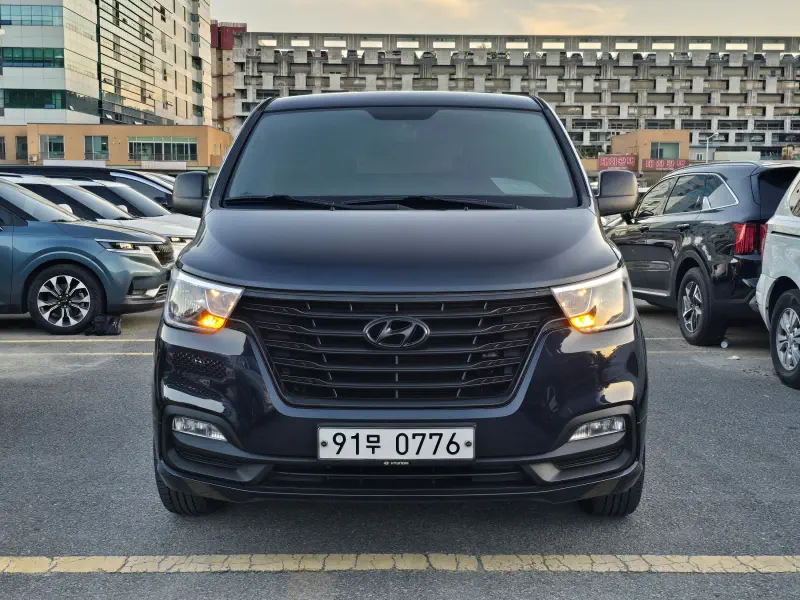 Hyundai Grand Starex
