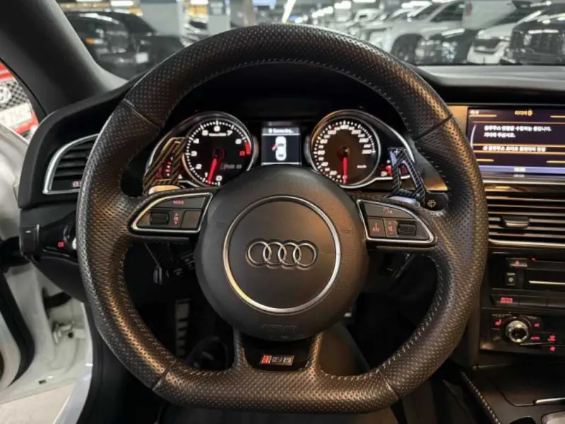 Audi RS5