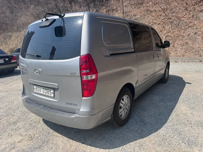 Hyundai Grand Starex