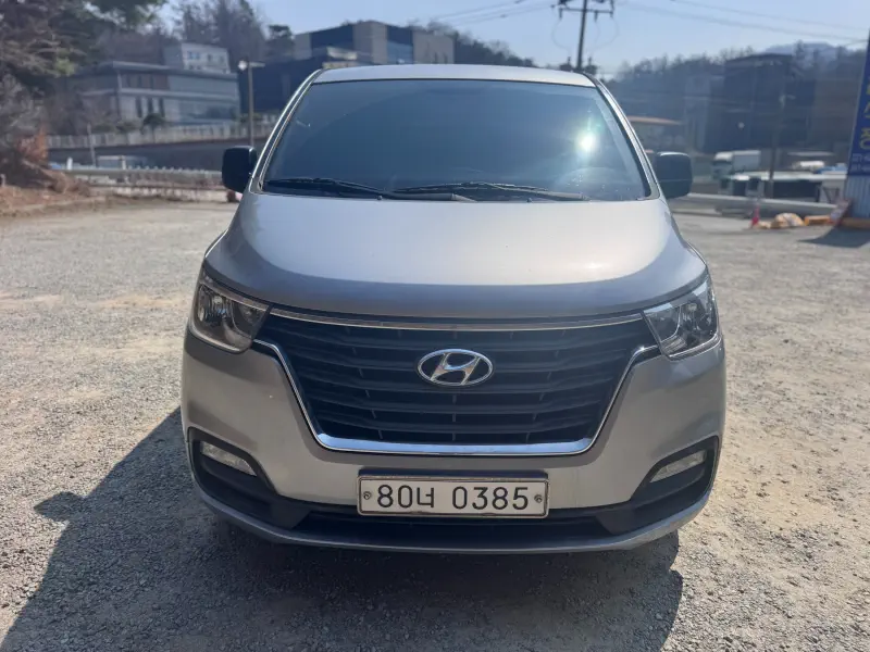 Hyundai Grand Starex