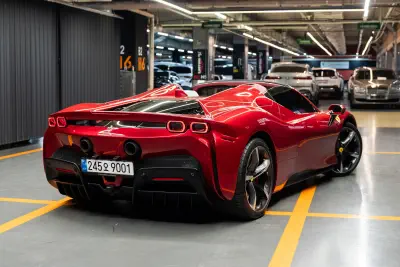 Ferrari SF90