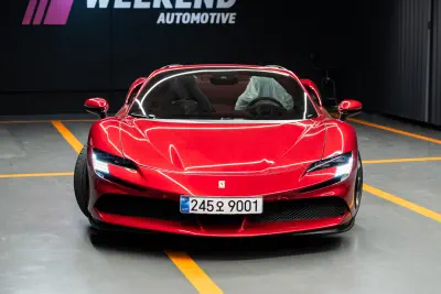 Ferrari SF90