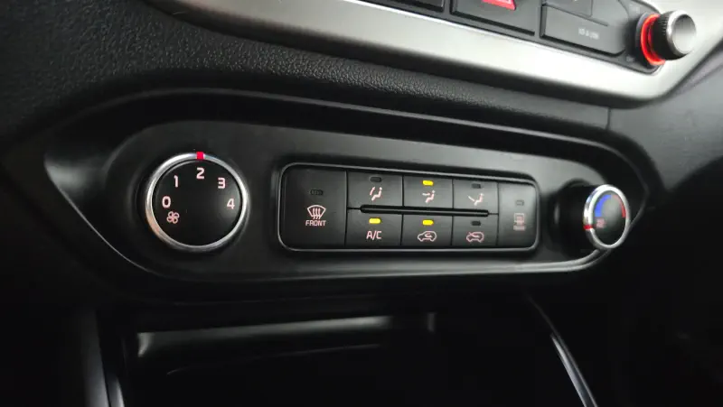 Kia Carens