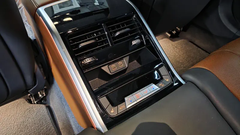 BMW 8-Series