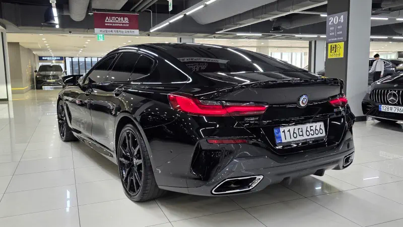 BMW 8-Series