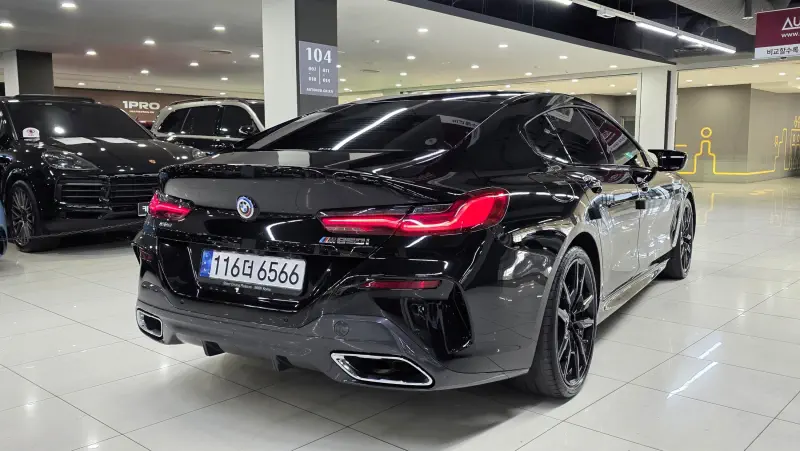 BMW 8-Series