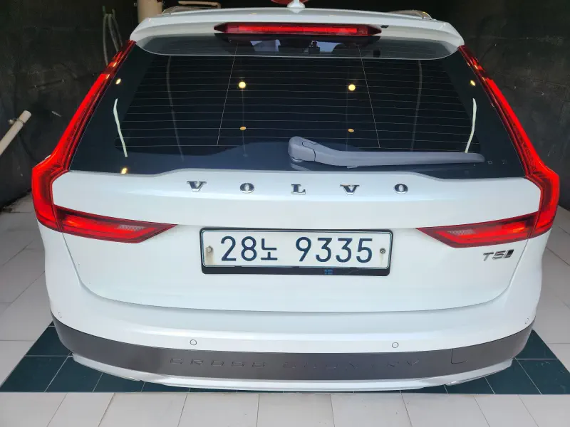Volvo V90