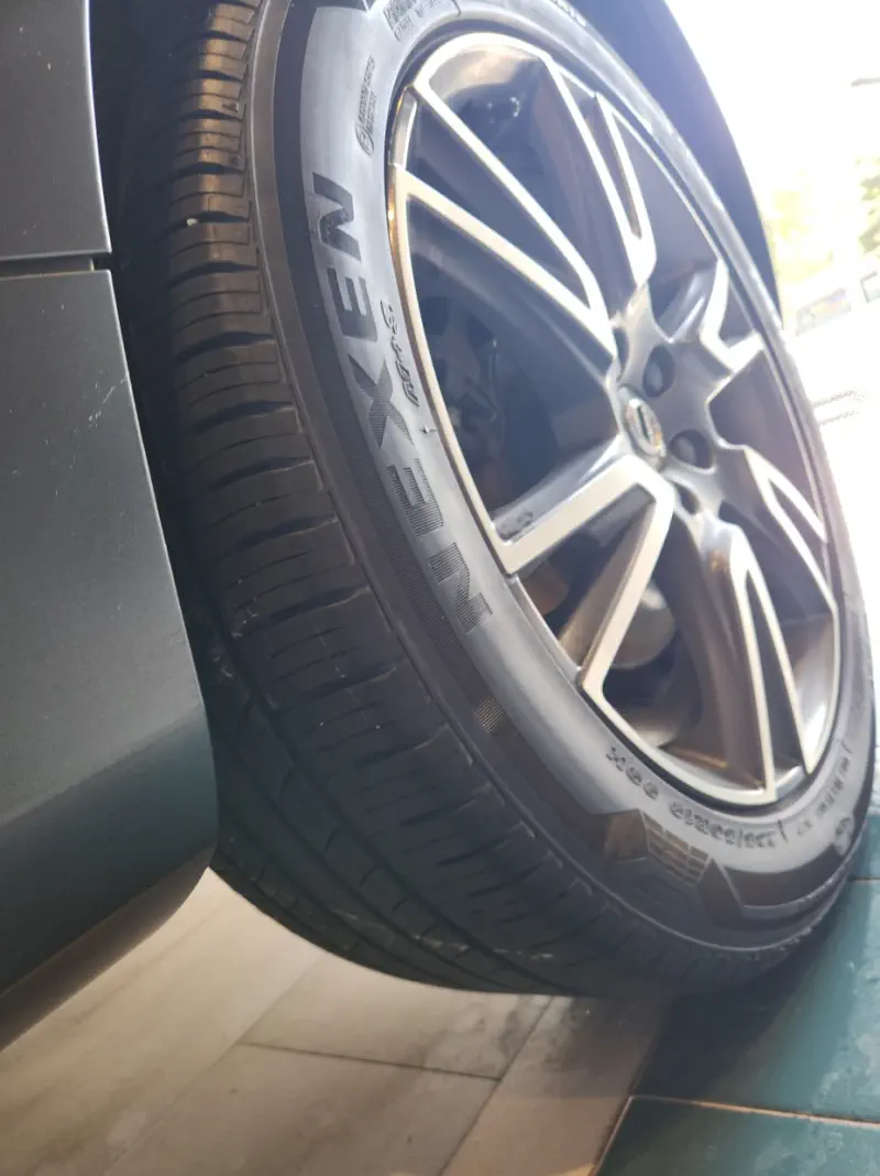 Volvo V90
