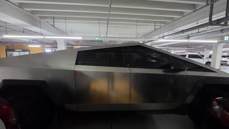 Tesla Cybertruck