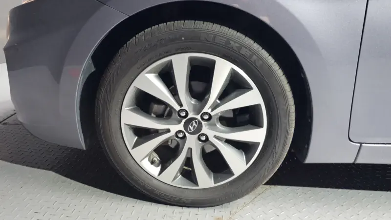 Hyundai Accent