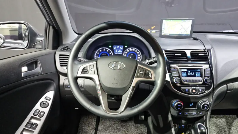 Hyundai Accent