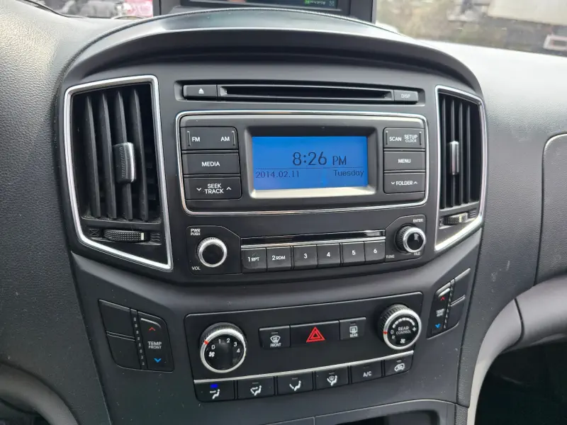Hyundai Grand Starex