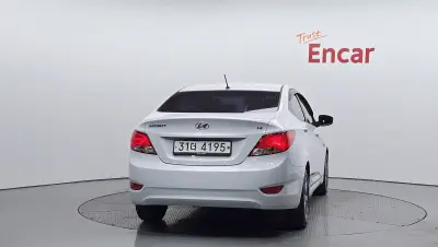 Hyundai Accent