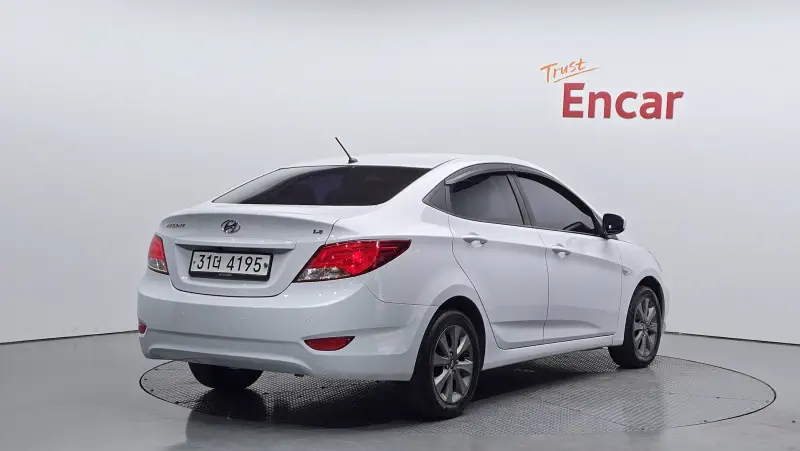 Hyundai Accent