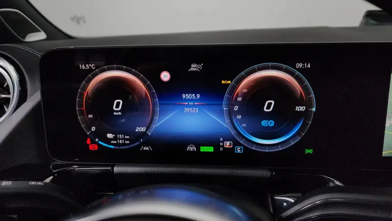 Mercedes-Benz EQA