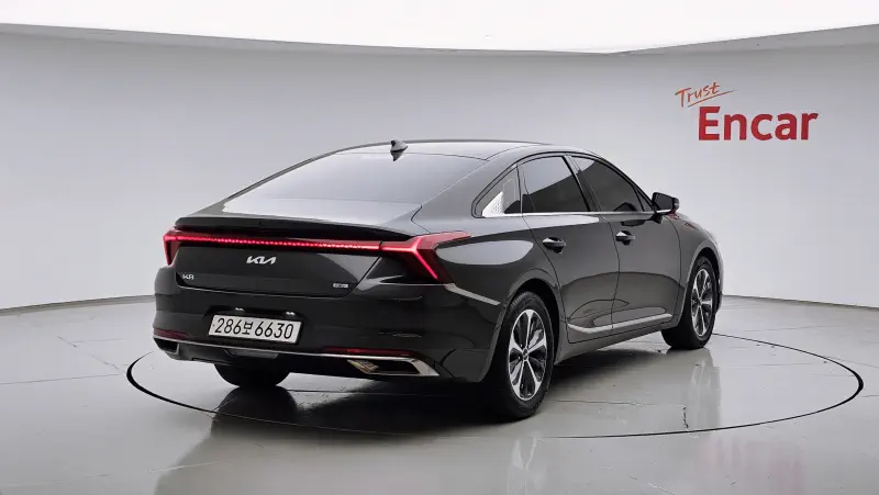 Kia K8