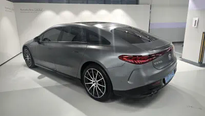 Mercedes-Benz EQS