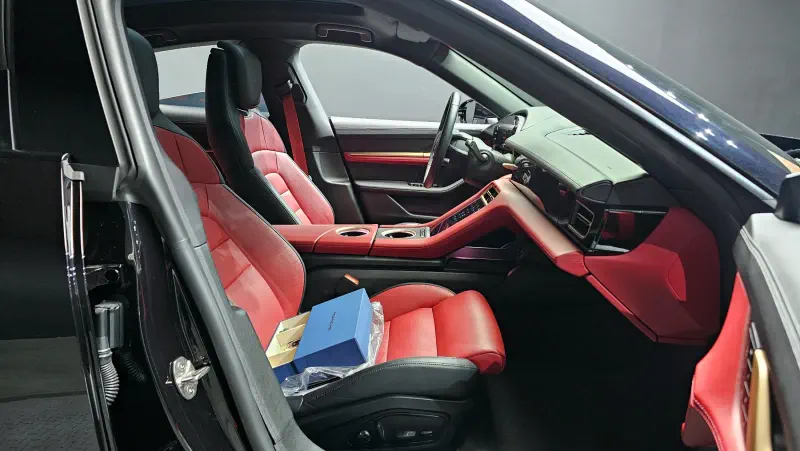 Porsche Taycan