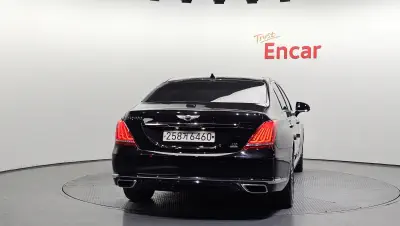 Genesis EQ900