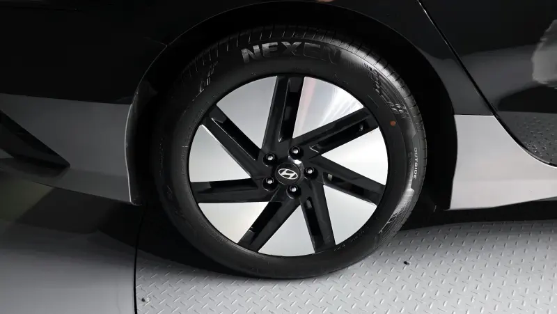 Hyundai Ioniq 6