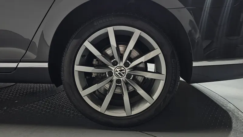 Volkswagen Passat GT