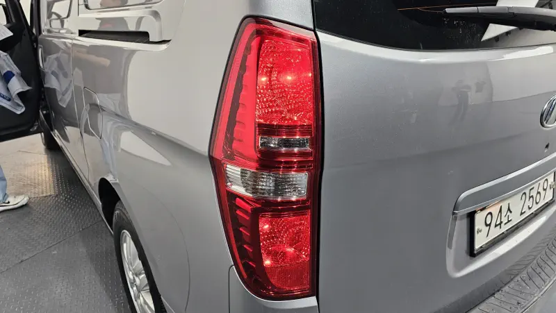 Hyundai Grand Starex