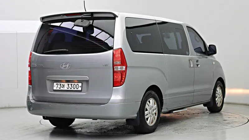 Hyundai Grand Starex