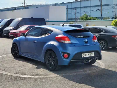 Hyundai Veloster