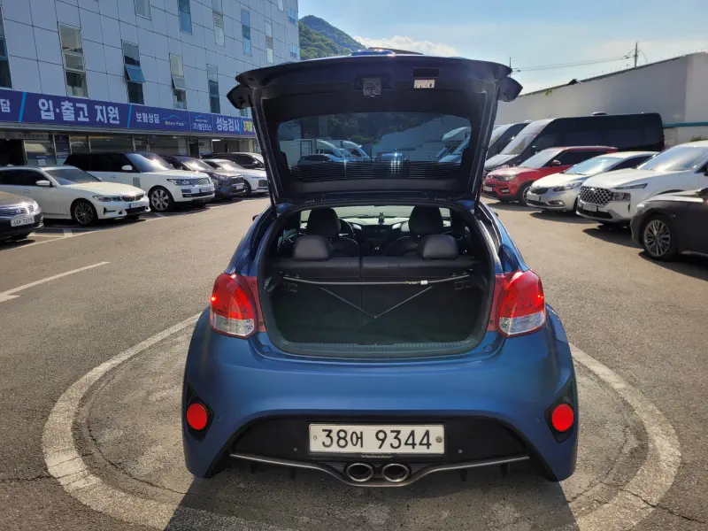 Hyundai Veloster